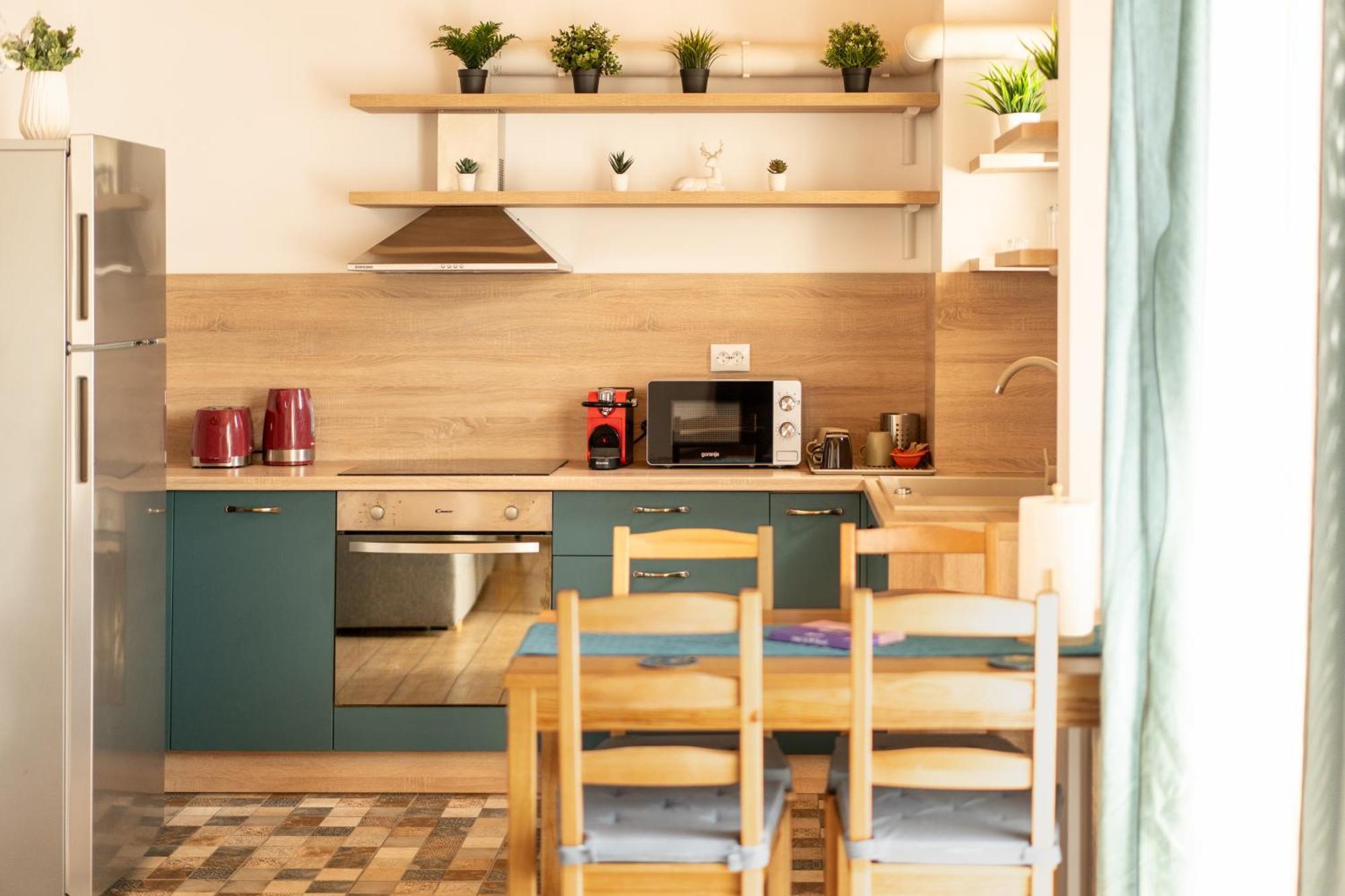 Dinvis Apartments 포이아나브라소프 외부 사진
