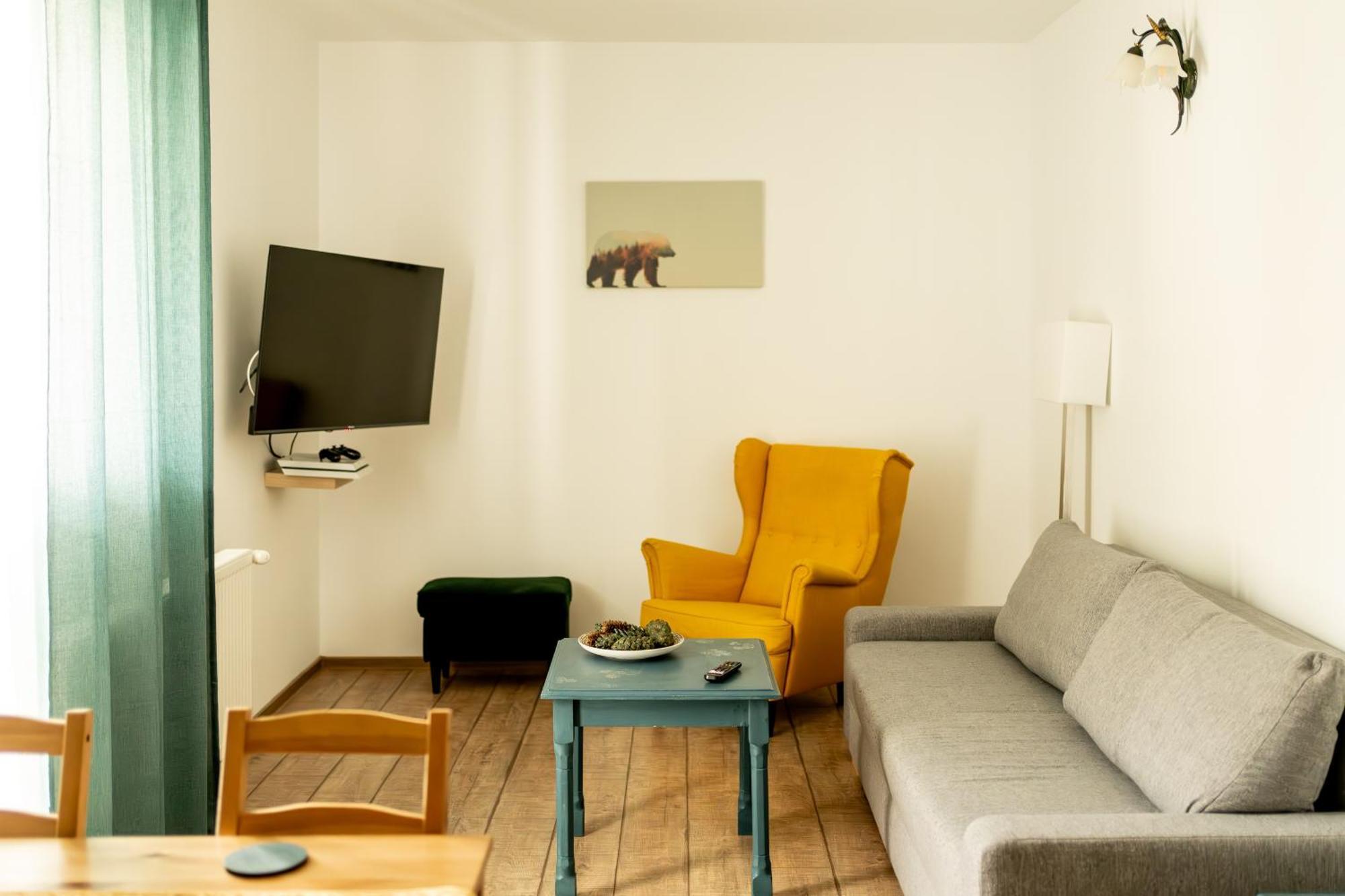 Dinvis Apartments 포이아나브라소프 외부 사진