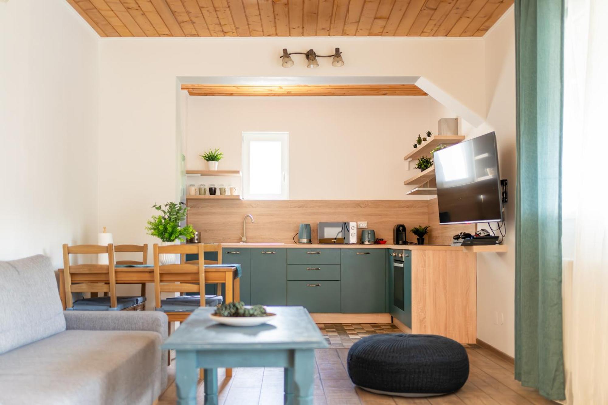 Dinvis Apartments 포이아나브라소프 외부 사진
