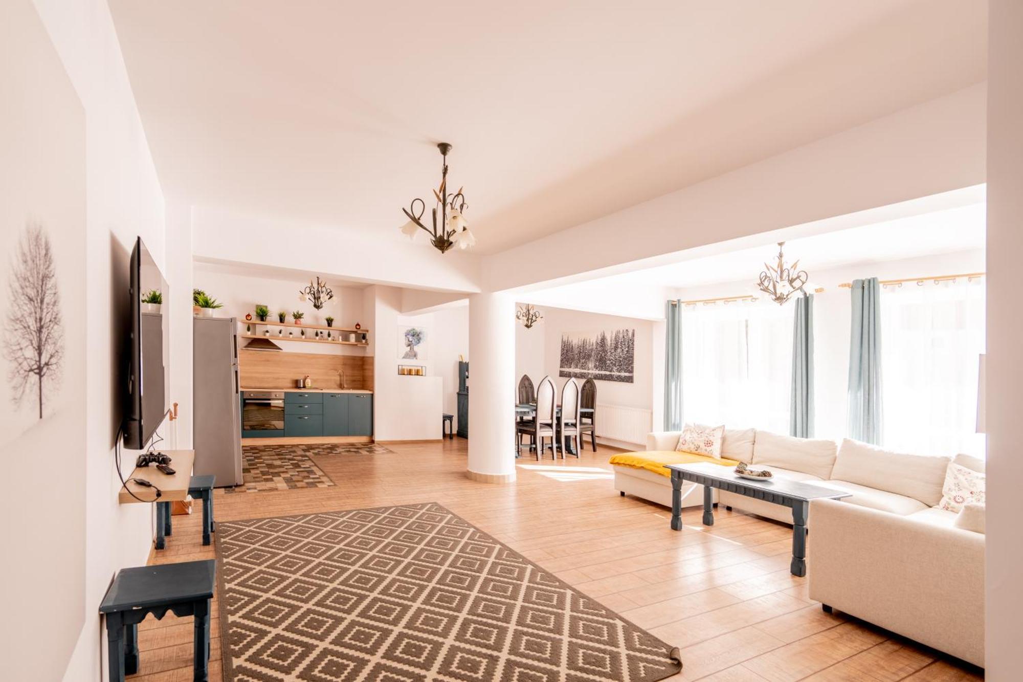 Dinvis Apartments 포이아나브라소프 외부 사진