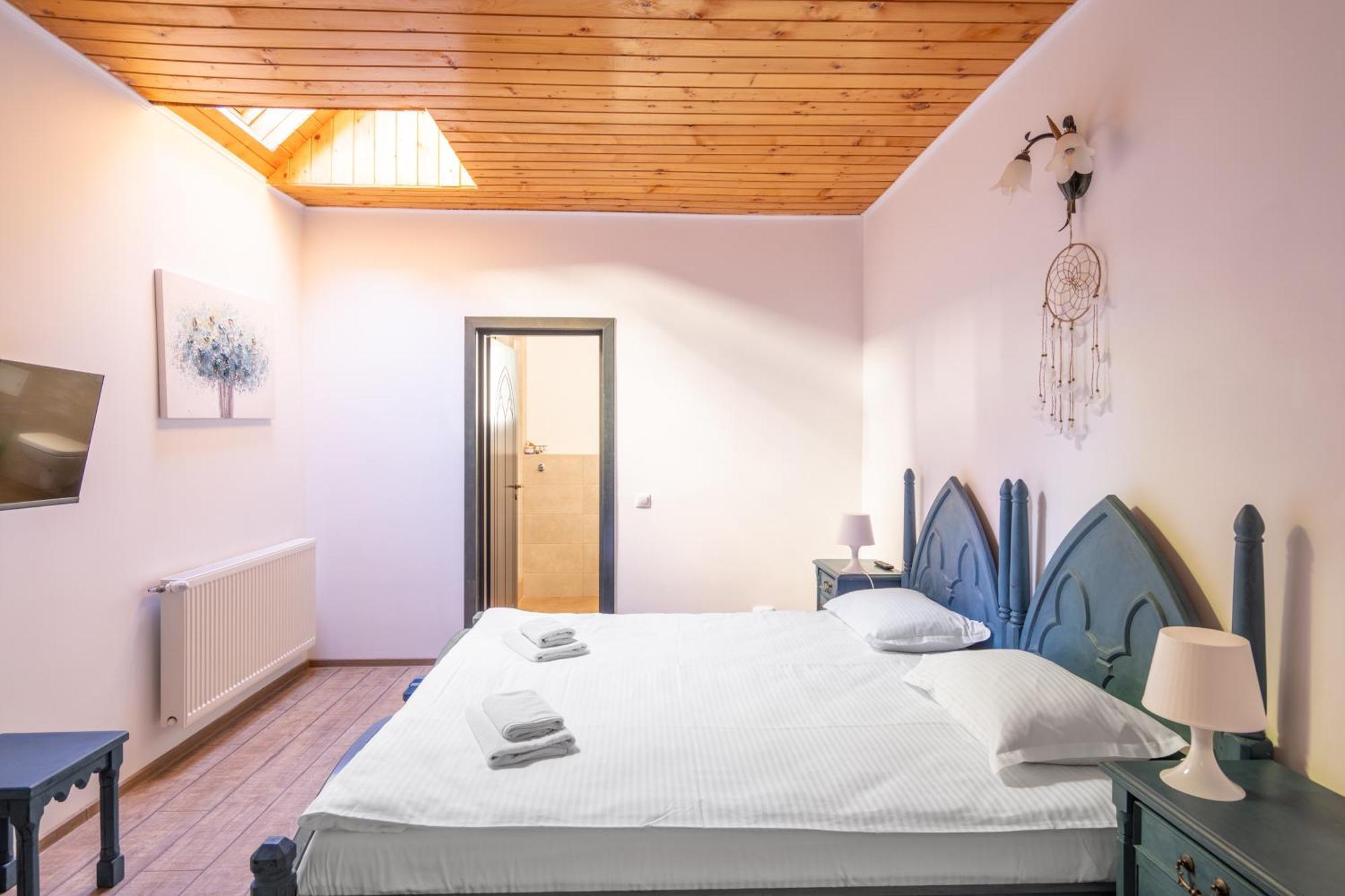 Dinvis Apartments 포이아나브라소프 외부 사진